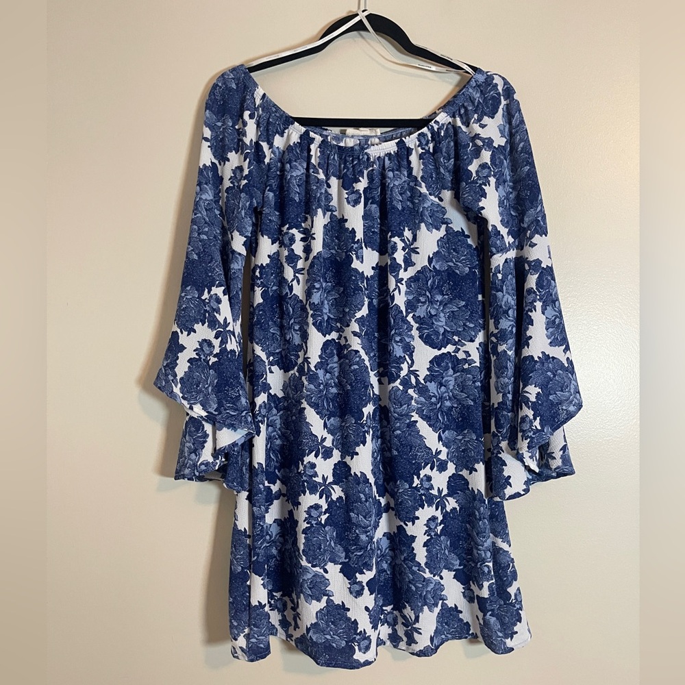 Rolla Coster Dress Womens Size Small Blue Floral Knee Length Bell Sleeve Flowy